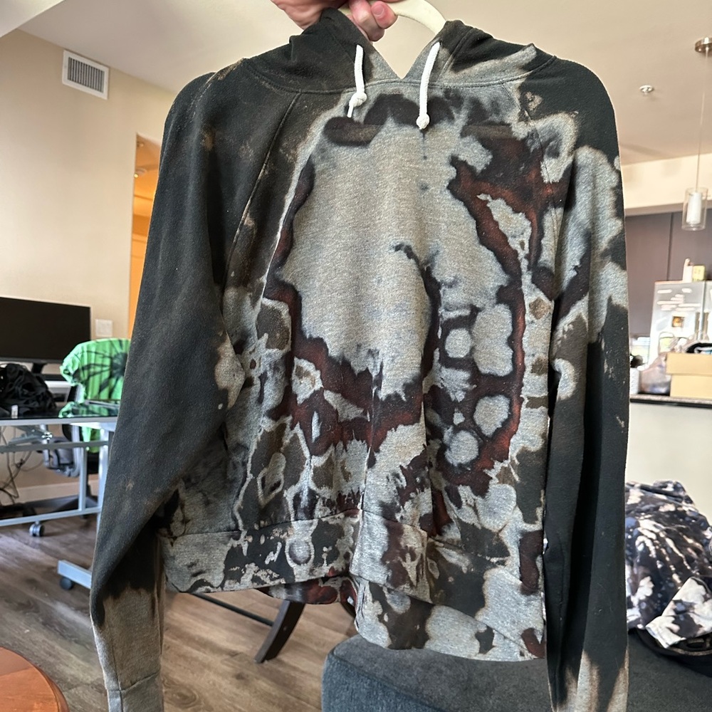 Mossimo Bleach Dye Crop Hoodie